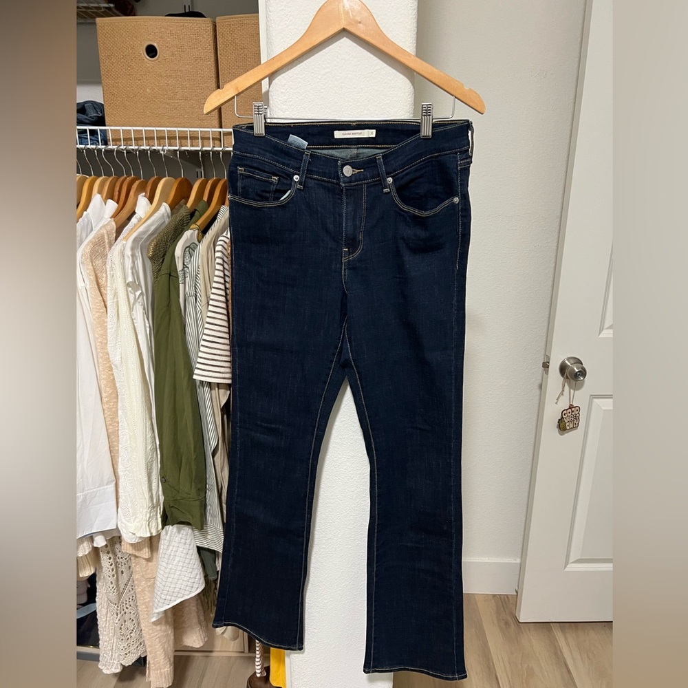 LEVIS Classic Boot Cut Jeans